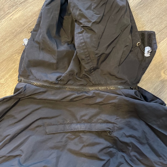 Woolrich Women’s Removable Hood Windbreaker Rain Jacket Sz M - Picture 9 of 9